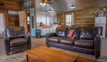 100 W Murphy St, Alpine, TX 79830