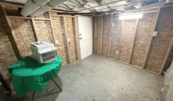 2133 W MULBERRY St, Baltimore, MD 21223