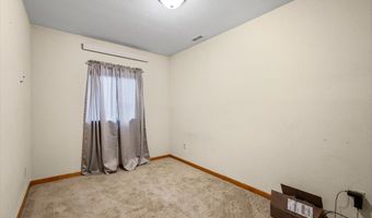 815 Aurora St, Belle Fourche, SD 57717