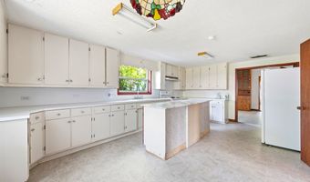 34 7th St, Apalachicola, FL 32320