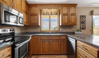 1605 22nd Ave SW, Austin, MN 55912