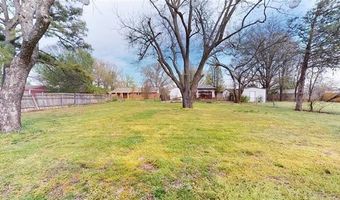 520 N Crownpoint Dr, Ada, OK 74820