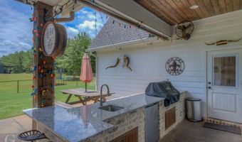 3605 Coleman Rd, Benton, LA 71006