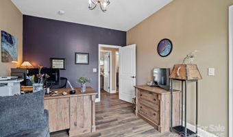 16 Enchanted Oak Ln, Alexander, NC 28701