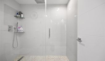 20379 W Country Club Dr 1533, Aventura, FL 33180