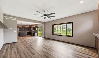 1519 NE Williamsburg Dr, Ankeny, IA 50021