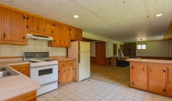 54 Deer Valley Rd, Bradford, NH 03221