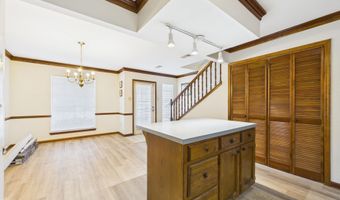 160 Ocean Dr #6B, Baton Rouge, LA 70806