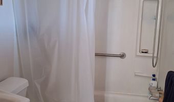 306 5th St, Andrews, TX 79714
