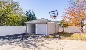 168 Oldfield Ave, Amityville, NY 11701