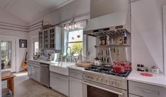 59 Wagon Rd, Alpine, TX 79830