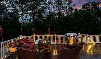 74 Settlers Ct, Bedford, NH 03110