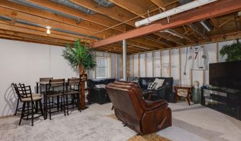1615 S Kaspar Ave, Arlington Heights, IL 60005
