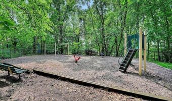 129 Dumbarton Hill Ct, Aberdeen, NJ 07747