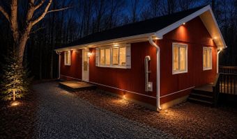 74 Blairwood Ln, Albrightsville, PA 18210