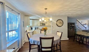 10 Parsley Ln, Narragansett, RI 02874