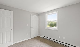 742 Daniel Shays Hwy 1F, Athol, MA 01331