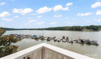 9817 Emerald Point Dr 5, Charlotte, NC 28278