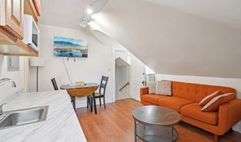 123 White St 123, Belmont, MA 02478