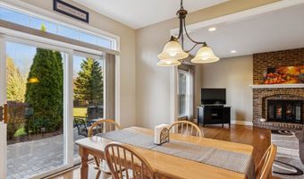 3750 Wintergreen Ter, Algonquin, IL 60102