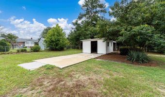 2004 Woodside Dr, Camden, SC 29020