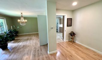 281 Clyde Rd, Bangor, ME 04401