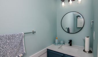 3244 Dunwoodie Rd, Ann Arbor, MI 48105