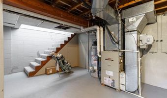 297 E Washington St, Almont, MI 48003