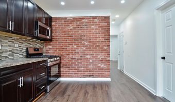 22 E 44TH St, Bayonne, NJ 07002