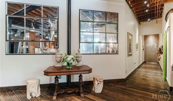 585 White Cir 406, Athens, GA 30605