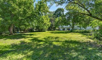 908 S Arlington Heights Rd, Arlington Heights, IL 60005