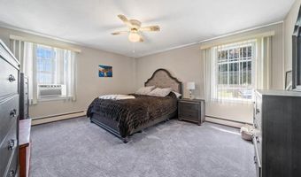 26 City View Pkwy, Johnston, RI 02919