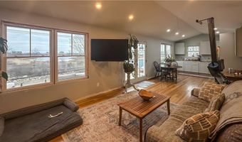 454 Ocean Ave, Block Island, RI 02807