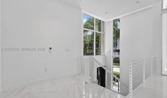 3750 Yacht Club Dr TH5, Aventura, FL 33180
