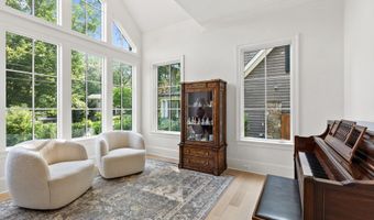 6213 DAHLONEGA Rd, Bethesda, MD 20816