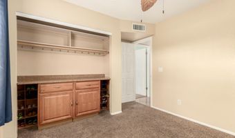 4918 W CHICAGO St, Chandler, AZ 85226