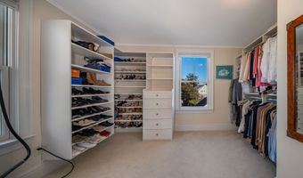 10 Island View Ave, Branford, CT 06405