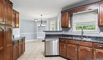 1250 NE Heatherwood Dr NE, Arab, AL 35016