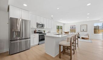 2807 BARBERRY Ln, Bowie, MD 20715
