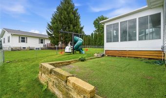 202 Wilson Ct, Anamosa, IA 52205