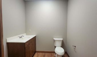 604 E Montford Ave, Ada, OH 45810