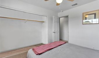 14204 Crow Rd, Apple Valley, CA 92307