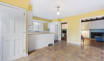 73 Thames St 1, Newport, RI 02840