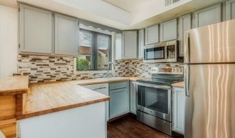 222 Cherokee Rd, Andover, NJ 07848