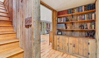89 Aspen Leaf Ln, Bellvue, CO 80512