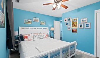 1 Country Manor Rd, Beaufort, SC 29906