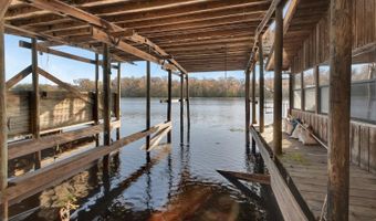 55512 FRONT St, Astor, FL 32102