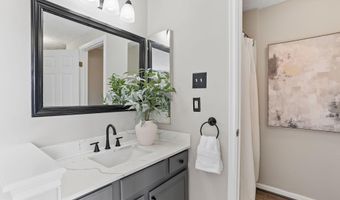 6033 HYDRANGEA Dr, Alexandria, VA 22310
