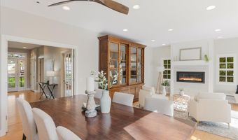 15109 2ND St, Aurora, OR 97002
