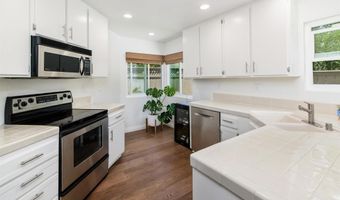 6848 Xana Way, Carlsbad, CA 92009